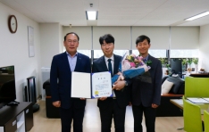 , û  ڸ   2025  ⿩ 